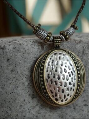 Premier Designs Antiqued Gold Silver Pendant Necklace